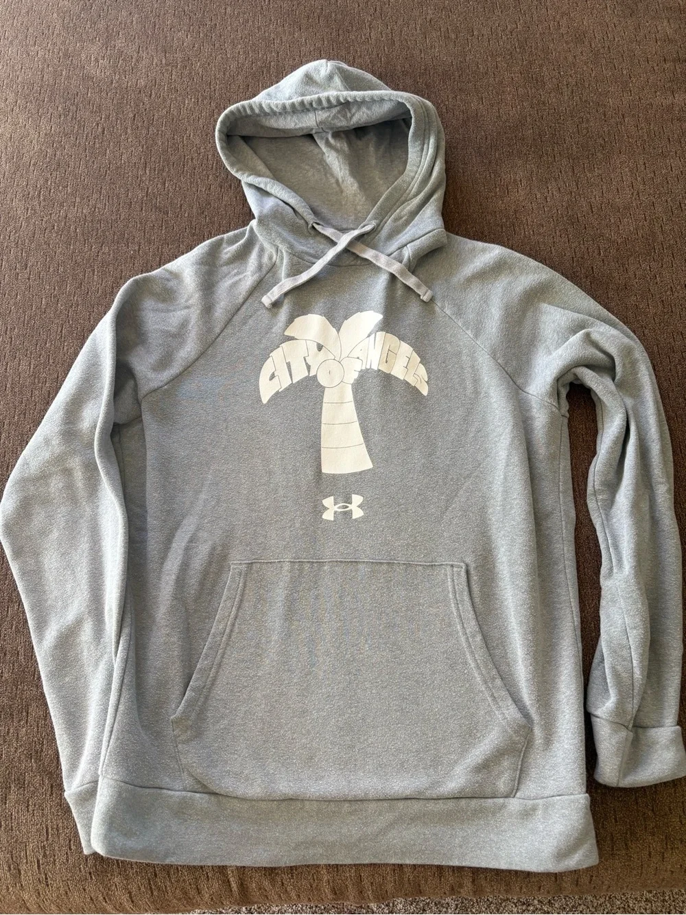Under Armour Mens medium hoodie - city of Angeles